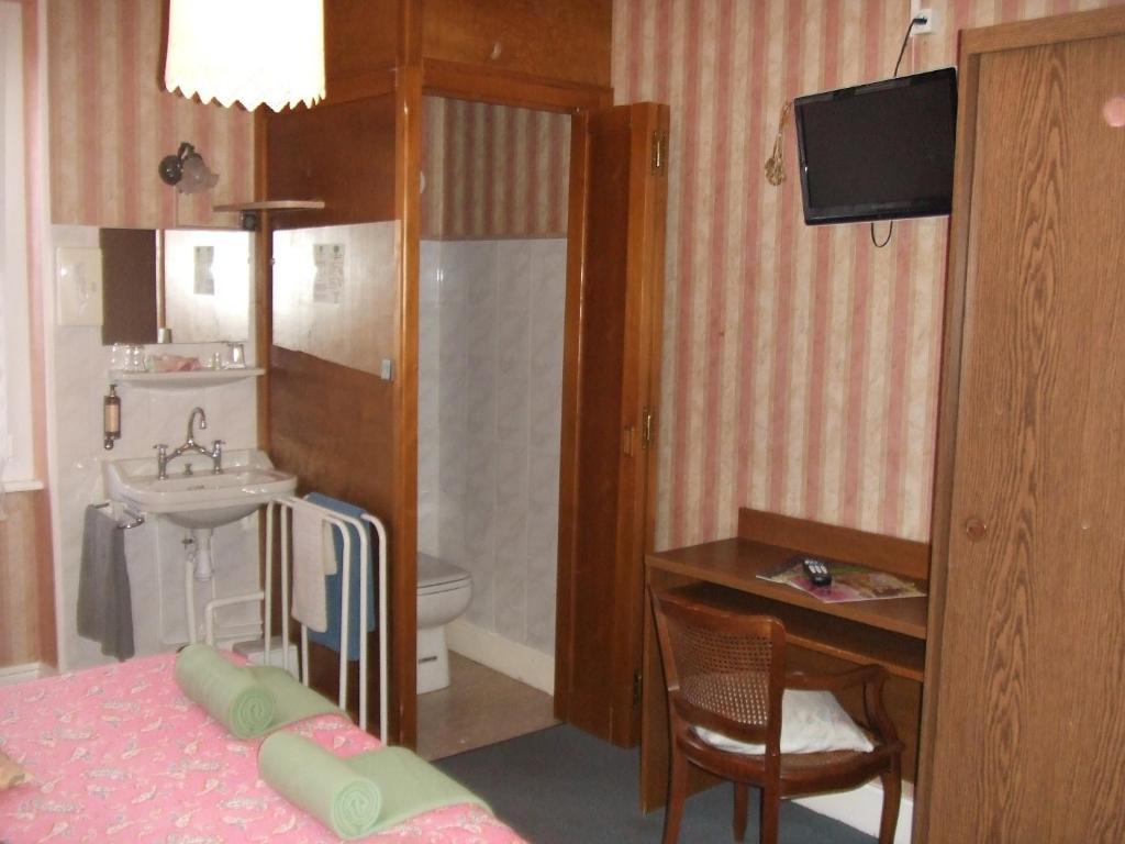 Aux P'Tits Boulas Gérardmer Rom bilde